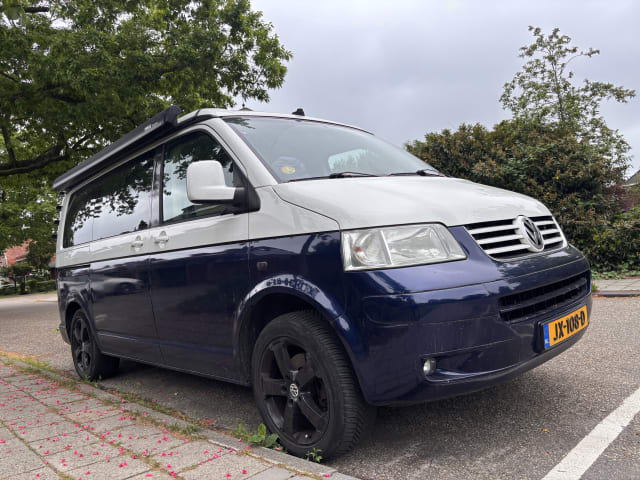 Rugged VW T5 camper van