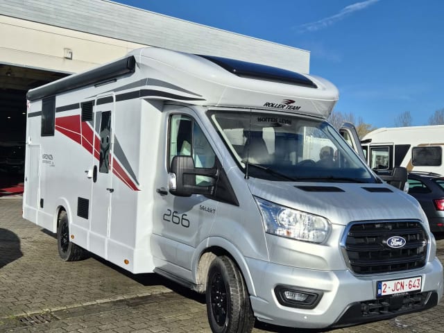 Ford Roller Team semi-integraal (2026)