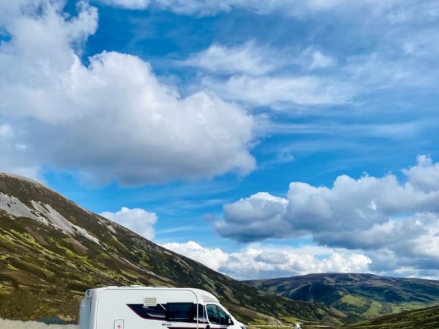 Pearl  – Fabulous 2 berth Swift Rio 310 