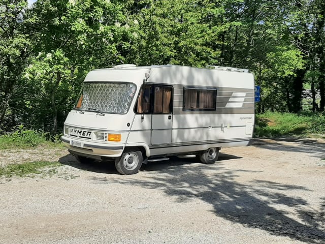 Bob – Hymer b554