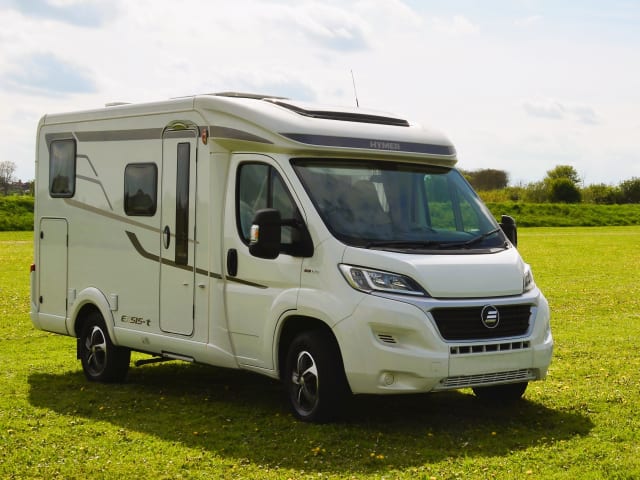 Bonnie – Ein Hymer-Wohnmobil mit 2 Schlafplätzen aus dem Jahr 2020. Ideal für Paare, die eine luxuriöse Reise wünschen