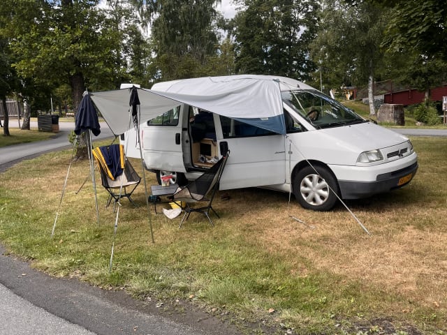 Lil Jumpy – 2p Citroën campervan uit 2002