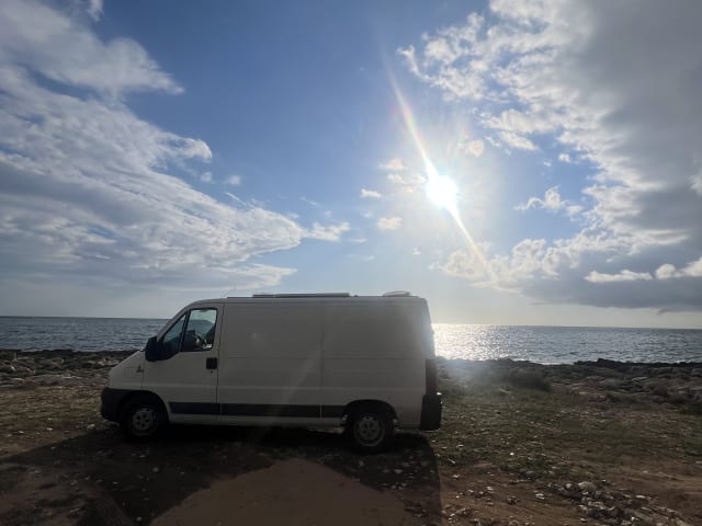 Wayvan – Vivi la libertà del viaggio: il tuo rifugio su quattro ruote ti aspetta!