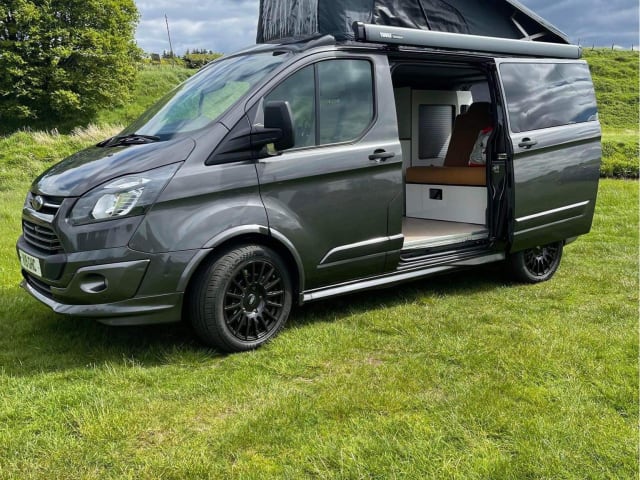 4 persoons Ford Transit Custom Campervan