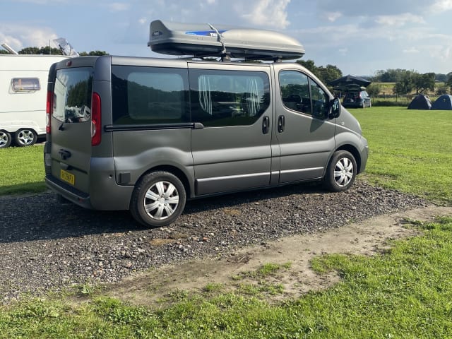 Renee – 2 berth Renault campervan from 2009