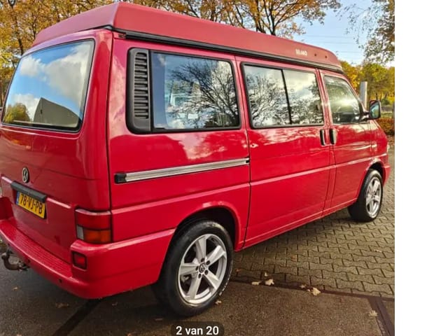 elmo – 4p Volkswagen bus from 1999