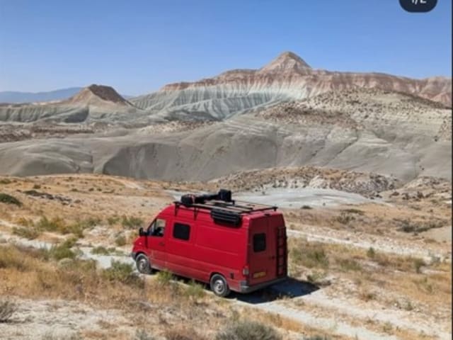 BussievanBassie – 2p Mercedes-Benz bus uit 2005