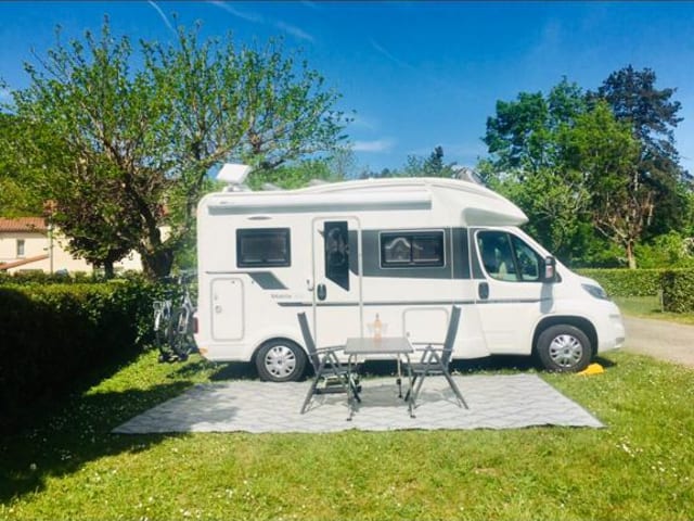 “ Dushi “ – Adria Matrix Axess 590ST compact, semi-integral from 2020