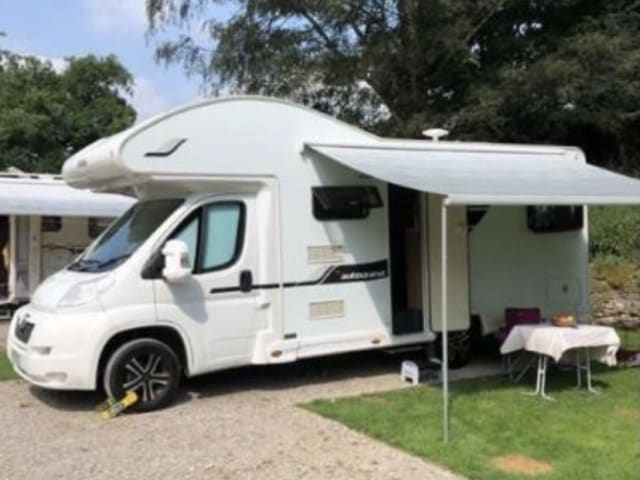 Elddis Autoquest 180 2.2 Luxus Wohnmobil 6 Sitze 6 Gurte.