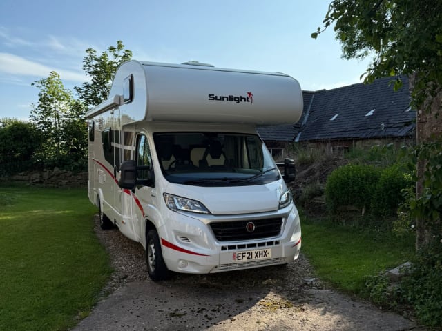 Big Beast – 4 - 6 Berth Spacious Campervan