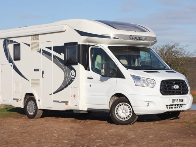 GORDON  – CHAUSSON FLASH 610 with Bike Garage