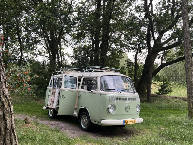 Minty – Volkswagen T2 campervan uit 1993