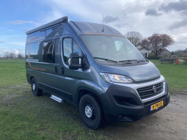 Almost new Weinsberg bus camper 2021
