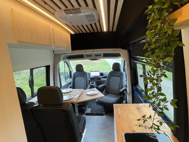 Popco – 4-Sitzer Volkswagen-Bus ab 2025