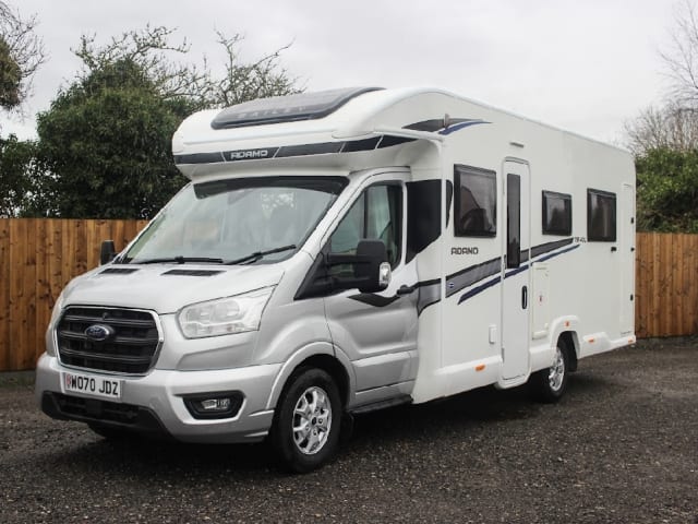 Adamo – Adamo 4 berth Ford semi-integrated from 2021