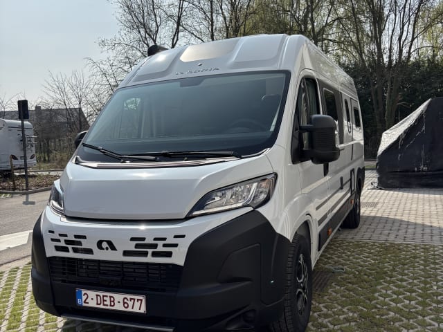 Adria Twin 640 SGX Supreme D AUTOMATIC