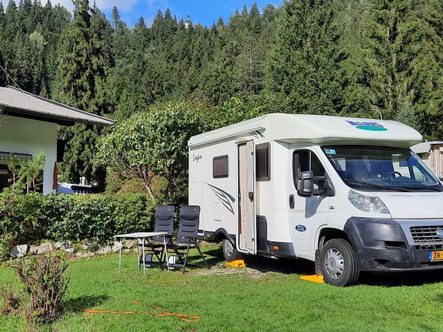 Louis – Schöner kompakter McLouis Integral aus dem Jahr 2007 mit Garage