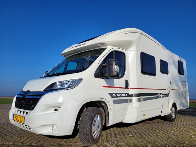 Adria Matrix SL 670 de luxe de 2017