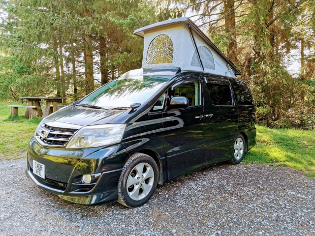 A Beautiful Escape – Luxury Automatic Toyota 4 berth, 5 seat, insurance included