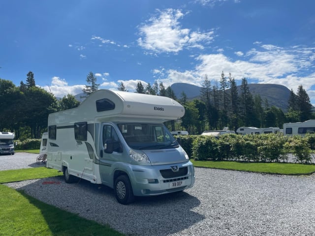 Andante – 6 berth Peugeot Elddis Signature 180