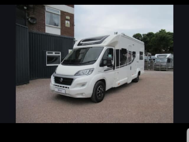 Bes – 6 berth Fiat semi-integrated from 2021