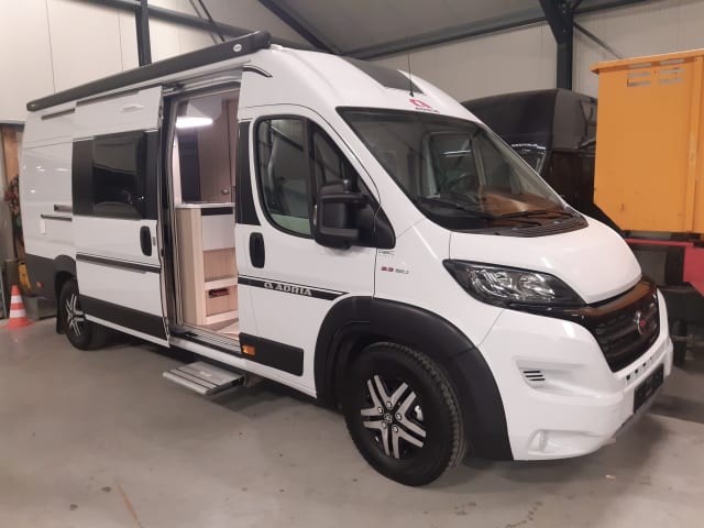 Adria – Zgan Buscamper Adria Twin 640 SPX Automatic euro 6 with E bike carrier