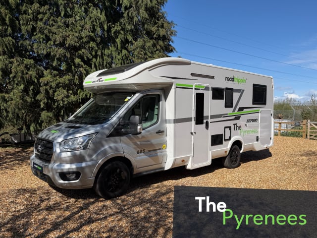 The Pyrenees – 2025 Automatic 4 Berth Zefiro 685