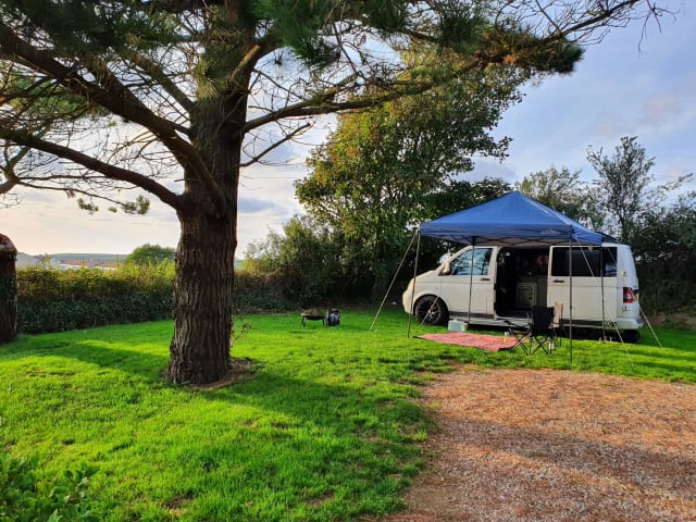 Audrey  – Volkswagen Camper 2 couchages