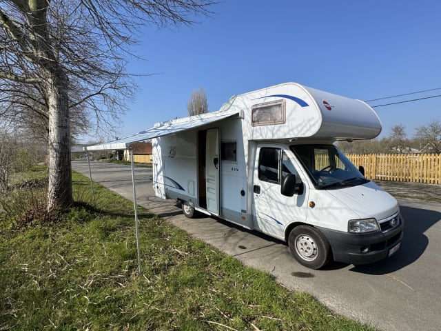 4p Bürstner alcove from 2005