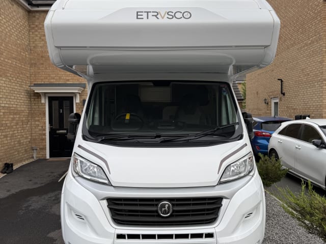 INDIVIDUALL – 6 berth Fiat alcove from 2020