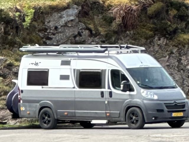 2p Pössl campervan uit 2016