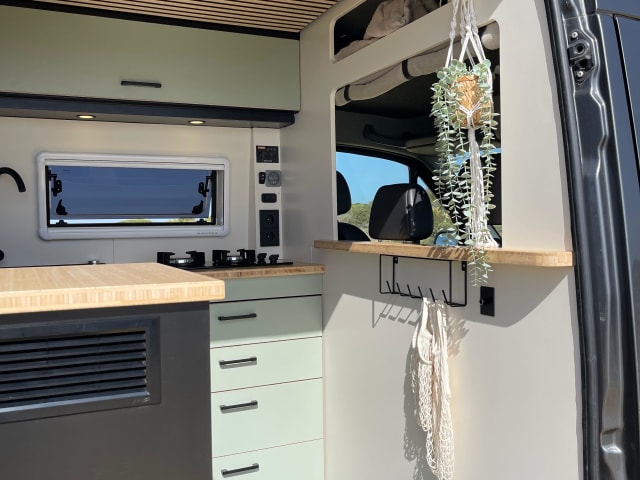 2p Mercedes-Benz campervan from 2012