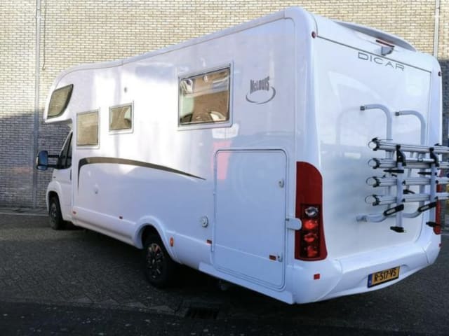 Pracht camper 5p McLouis alcove uit 2013 