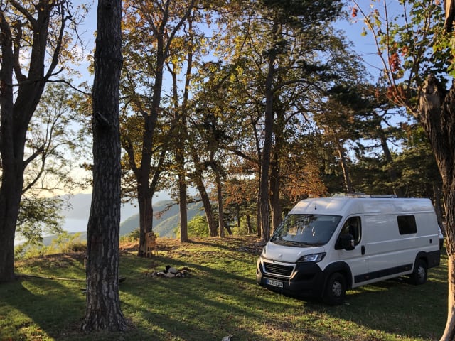 Voll ausgestatteter Camper für 3 Leute 