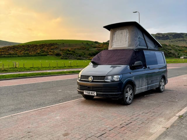 Dorian – 4 berth Volkswagen campervan from 2019