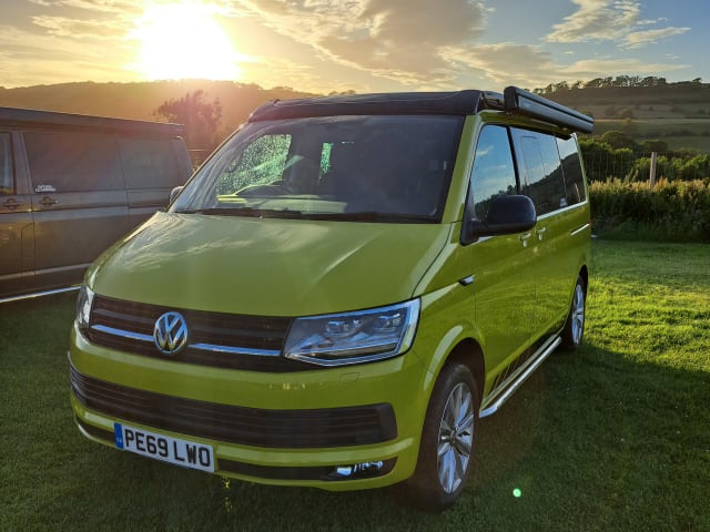 Camping-car vw de luxe 2019 automatique basé à Cockermouth