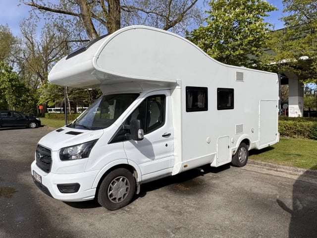 5p Ford alcove from 2021