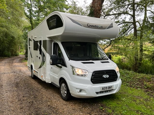 Herbie – Comfortable 4/5/6 berth Chausson Flash motorhome with all of the comforts