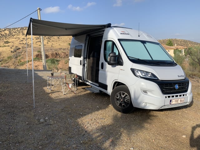 Knausje – Knaus Boxstar Family - 140HP - bus de camping aventureux