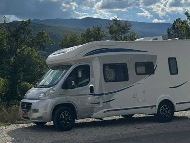 5p Fiat semi-integrated uit 2013