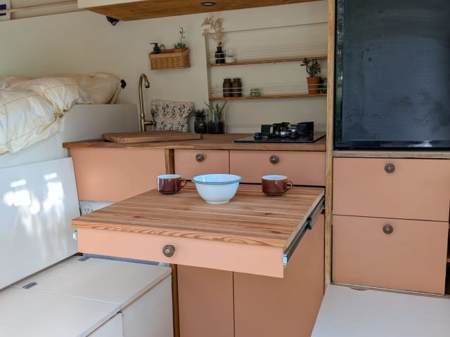 Juliet – Bus Peugeot 2 places à partir de 2025