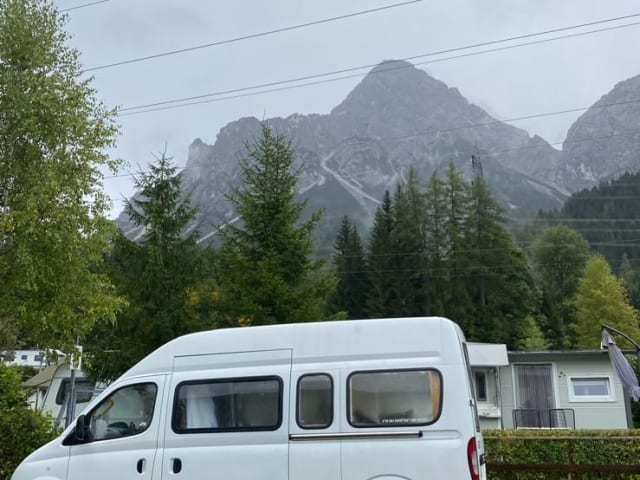 Max  – Selbst umgebauter Campervan