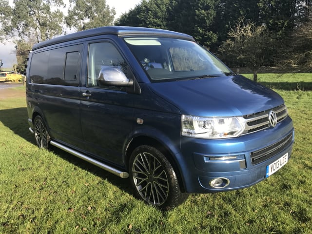 Cool VW T5 Camper