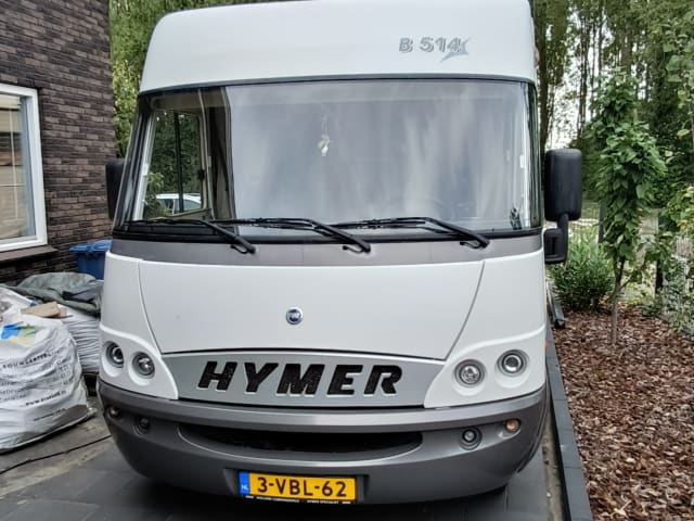 4p Hymer integrated uit 2005