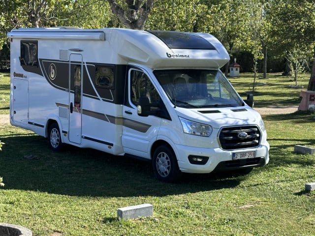 Dreammobile – 5p Benimar semi-integrated from 2021