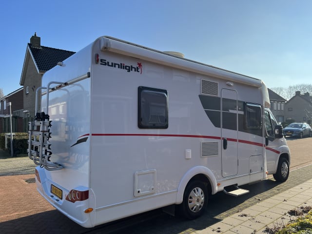 Fijne familie camper – Bel camper familiare per 5 persone Sunlight