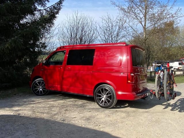 Big Red – 4p Volkswagen Campervan from 2018