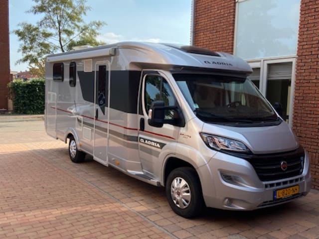 3 person Fiat camper