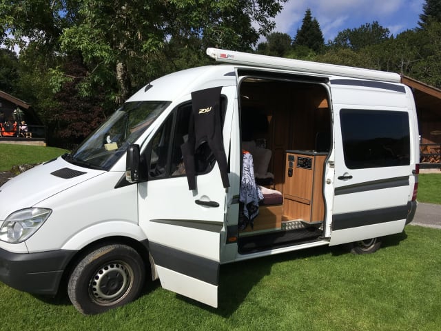 Katiecampervan  – 4 berth Mercedes-Benz campervan from 2014