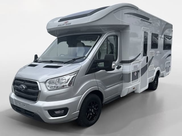 Bute – 4 berth Roller Team semi-integrated from 2024/25